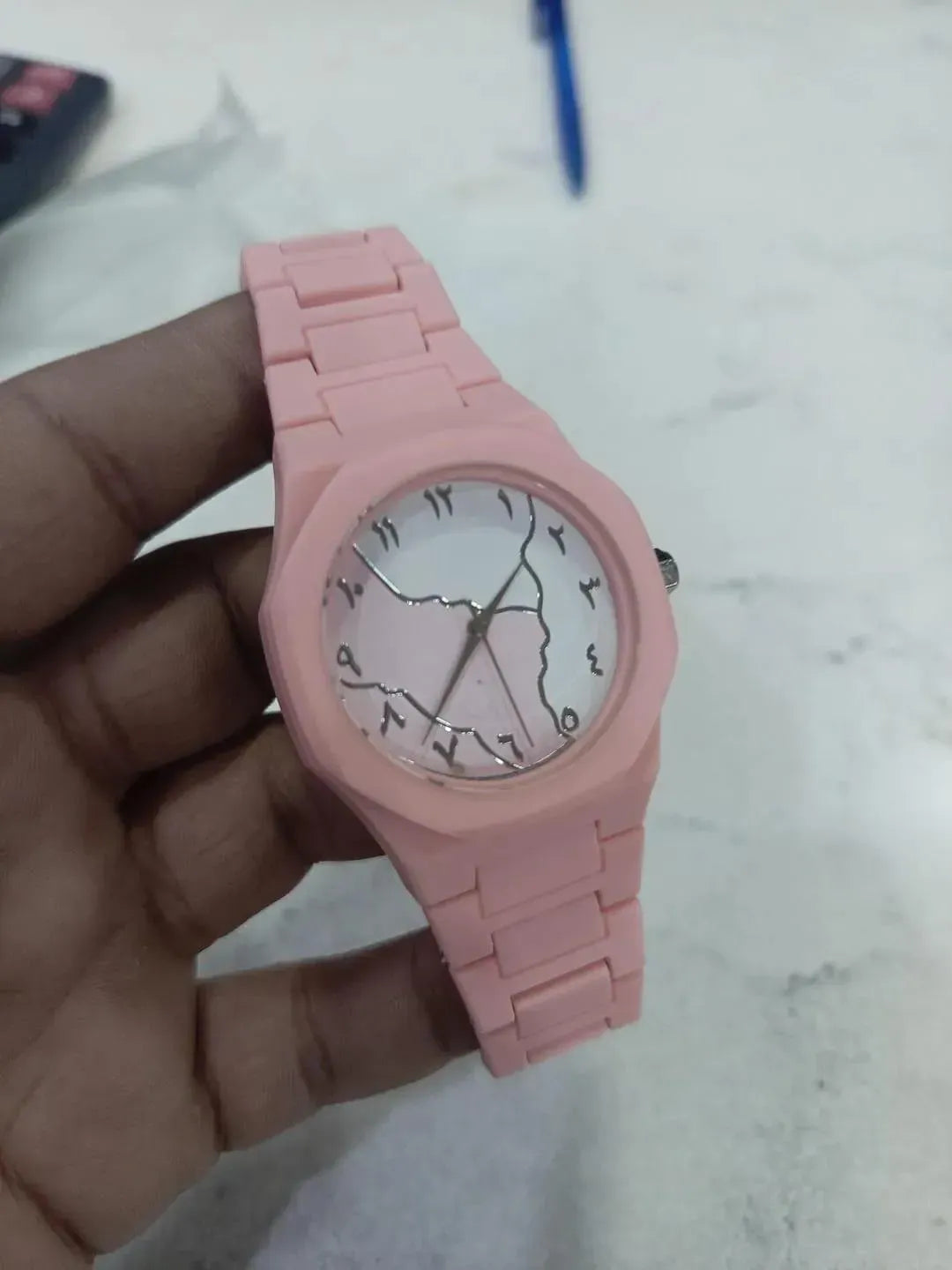 Woman luxury & Stylish Watch